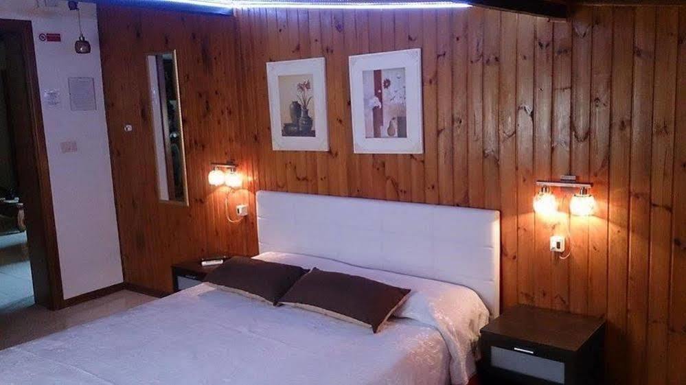 Bed and Breakfast Il Mirto E La Rosa Arenella  Exterior foto